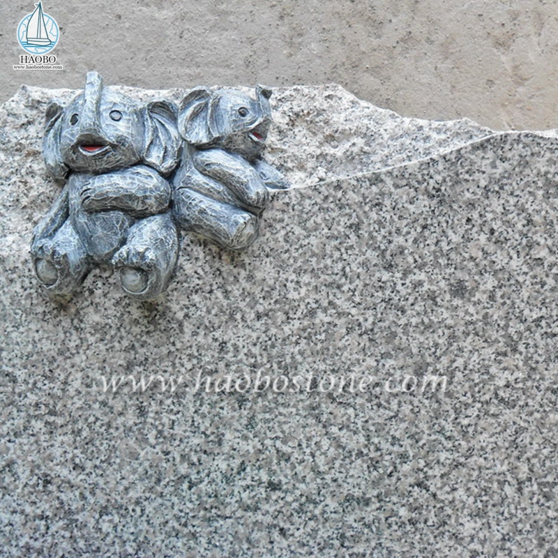 Çin Gri Granit G623 Fransa Tarzı Cenaze Mezar Taşı

