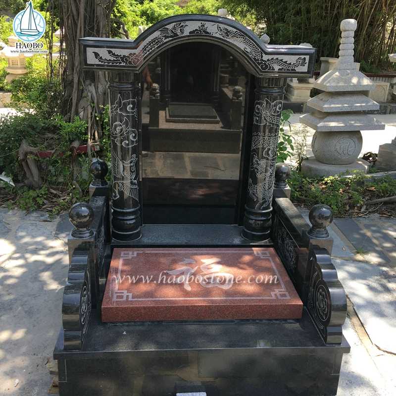 Asya Tarzı Sütun Oyma Siyah Granit Cenaze Anıtı
